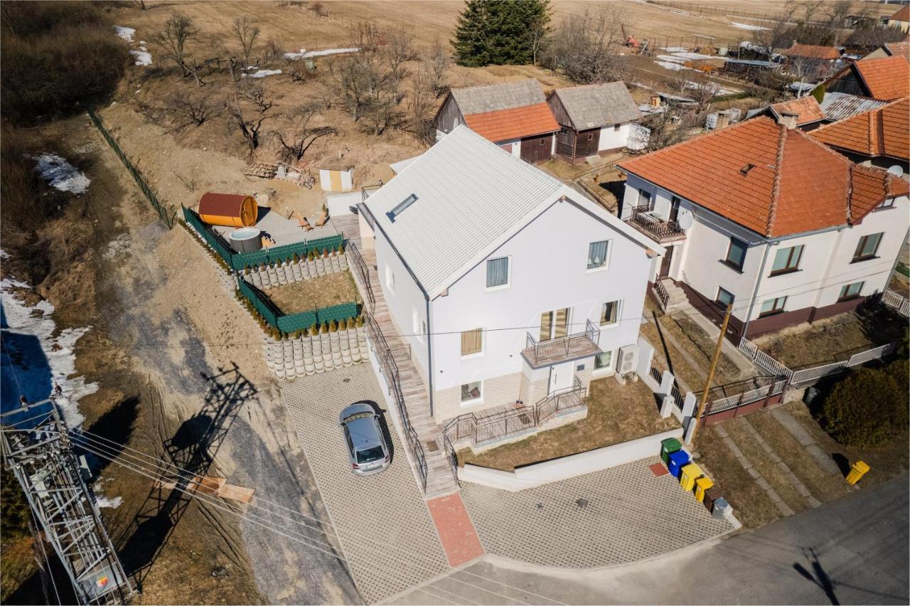 Totina Apartments Závažná Poruba Extérieur photo